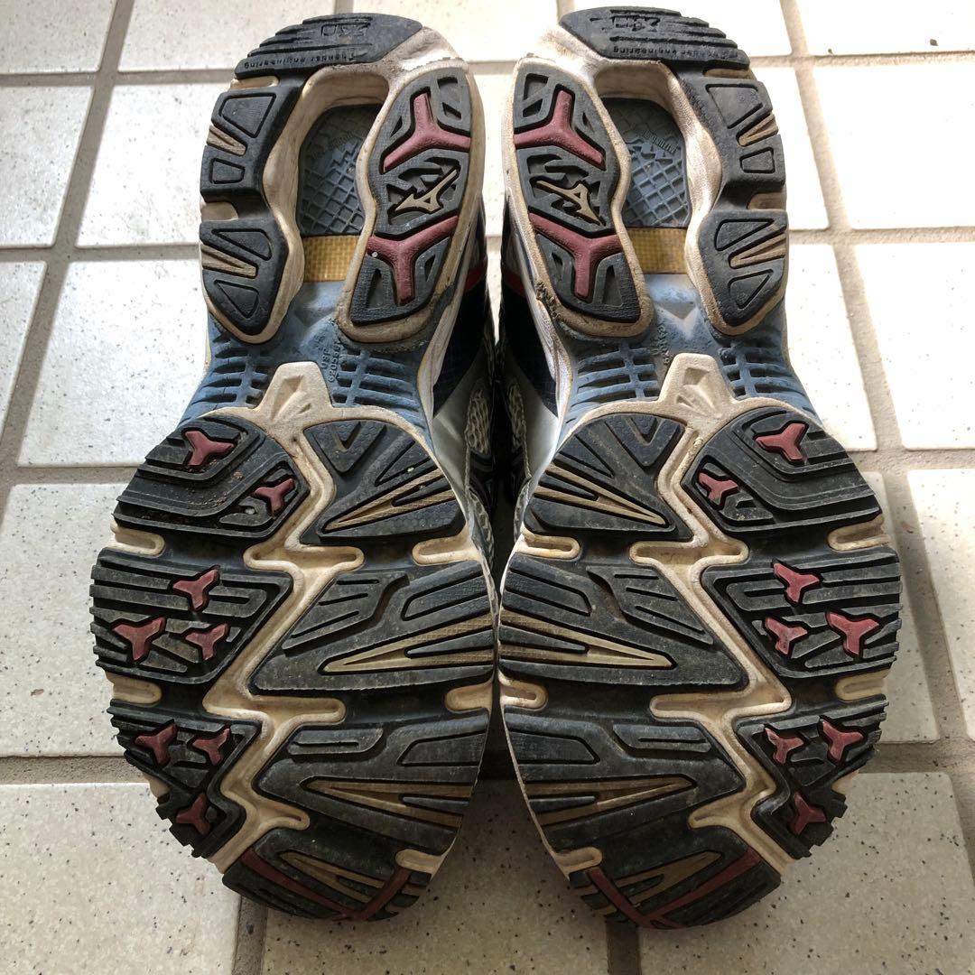 Mizuno Wave Rider 14 シルバー 27.0cm