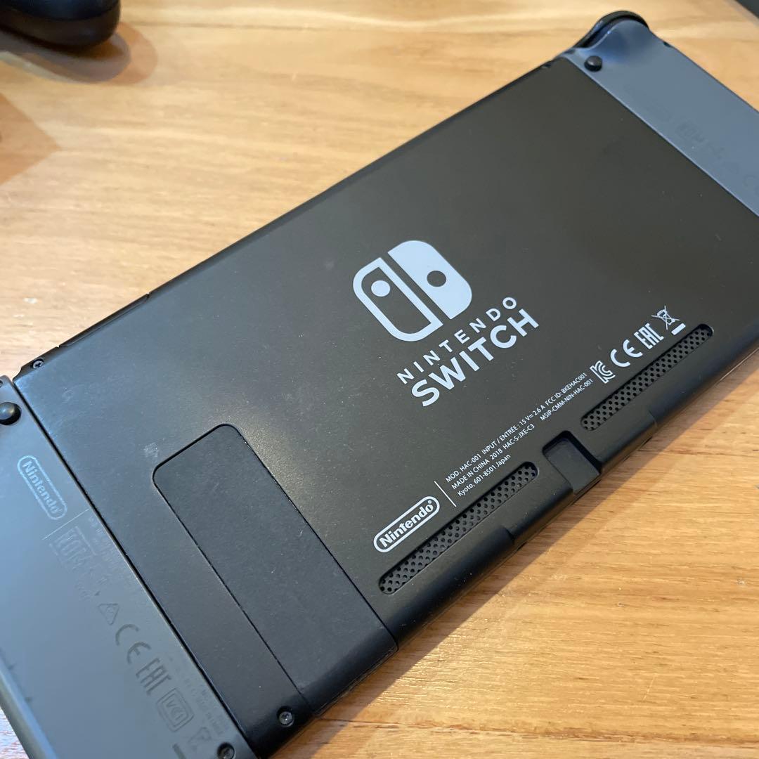 Nintendo Switch 本体（ジャンク品）とその他