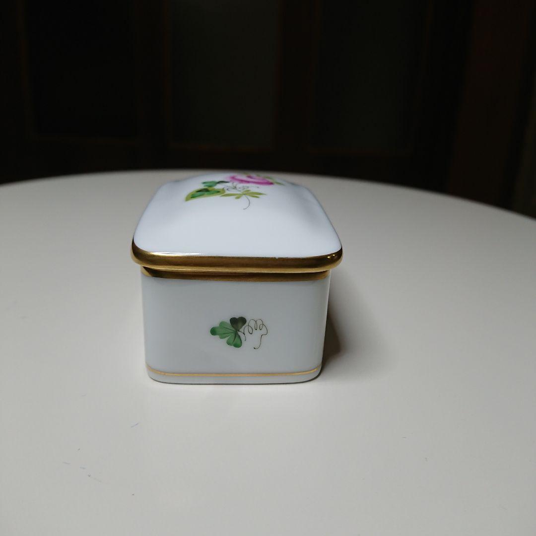 ウィーンの薔薇・シンプル ボックス ボンボン入れ HEREND ヘレンド