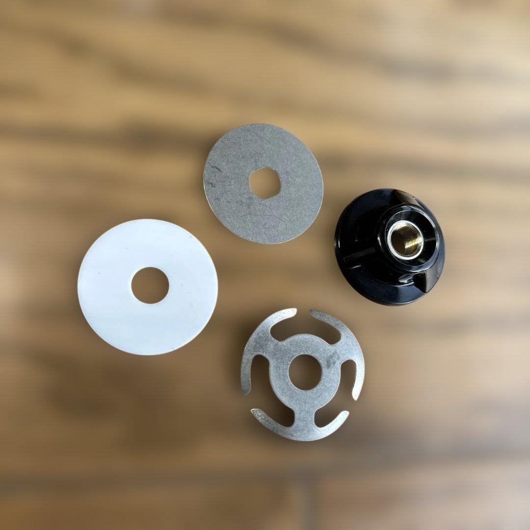 美品！Penn SS 4200 スピニングリール ブラック/ゴールド