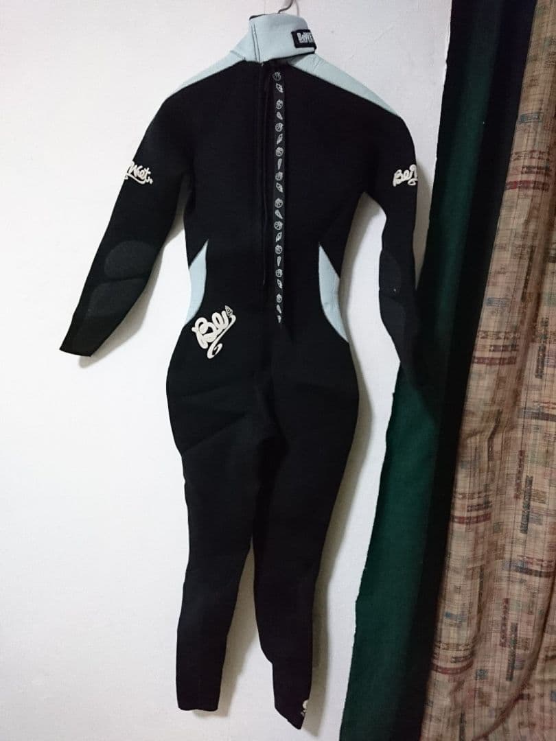 ウェットスーツ セミドライ