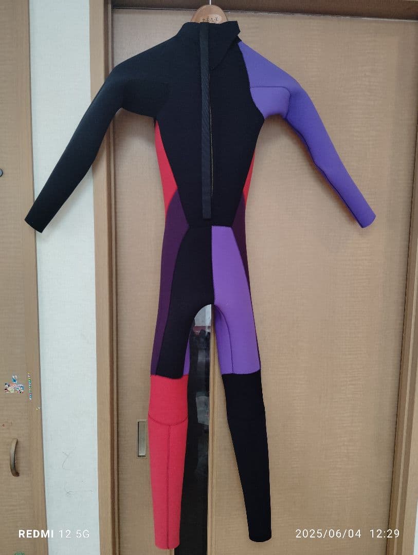 【holly】細身キッズセミドライオーダーウェットスーツ140cmー150cm