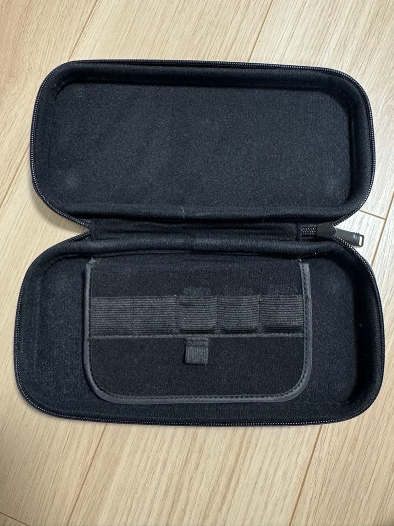 【超美品】Nintendo Switch 本体　箱＆付属品＆ケース付き