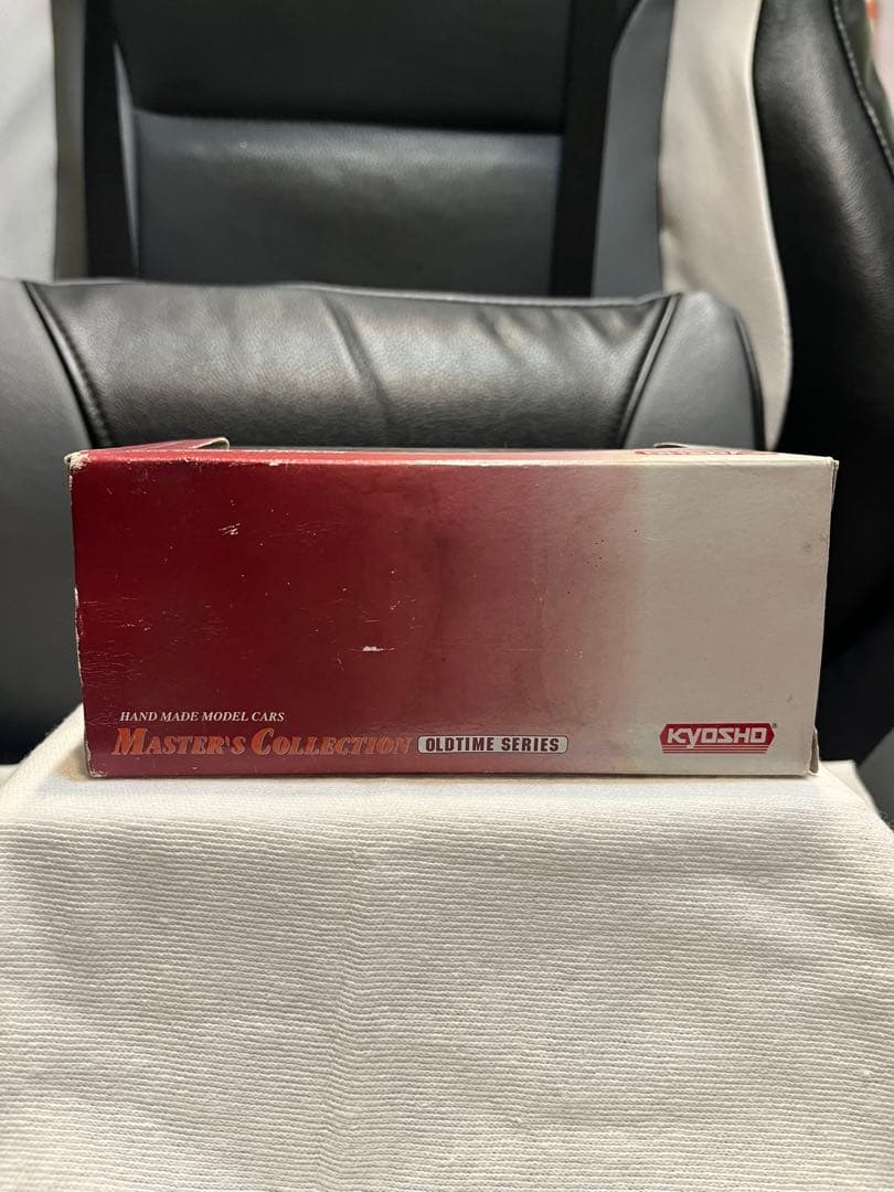 [希少品] 京商 マスターズコレクション カローラレビン ミニカー 1/43
