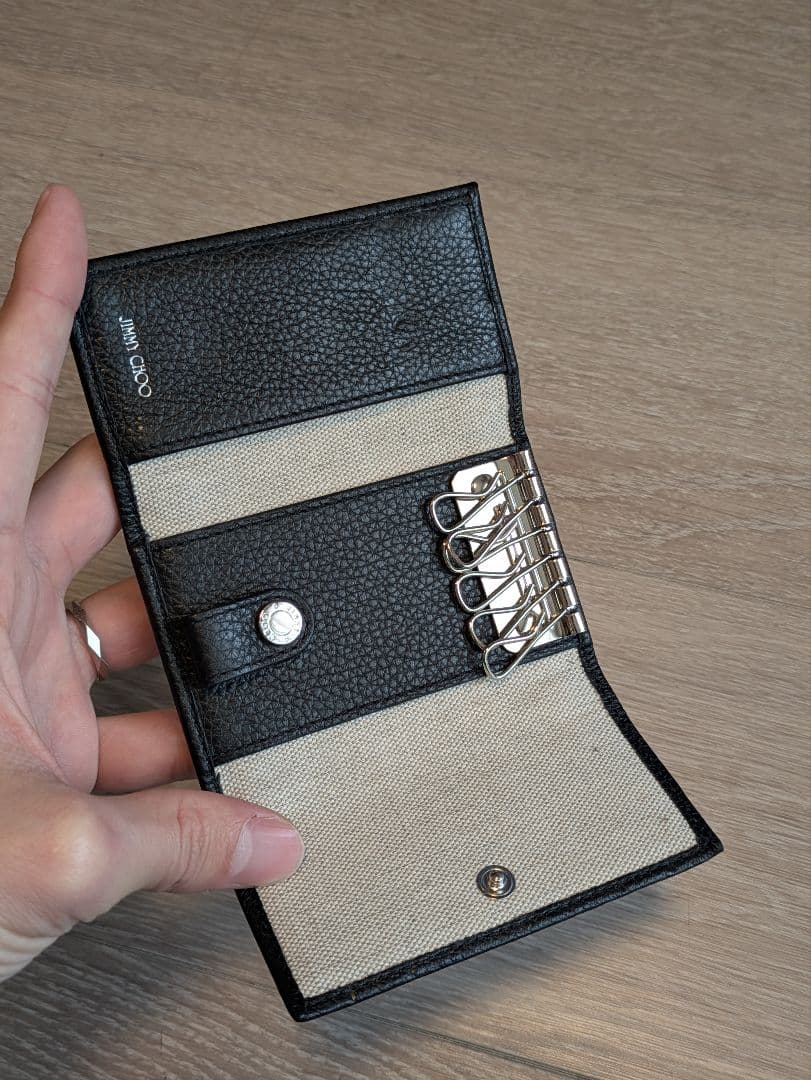 ジミーチュウ　スタースタッズ レザー キーケース