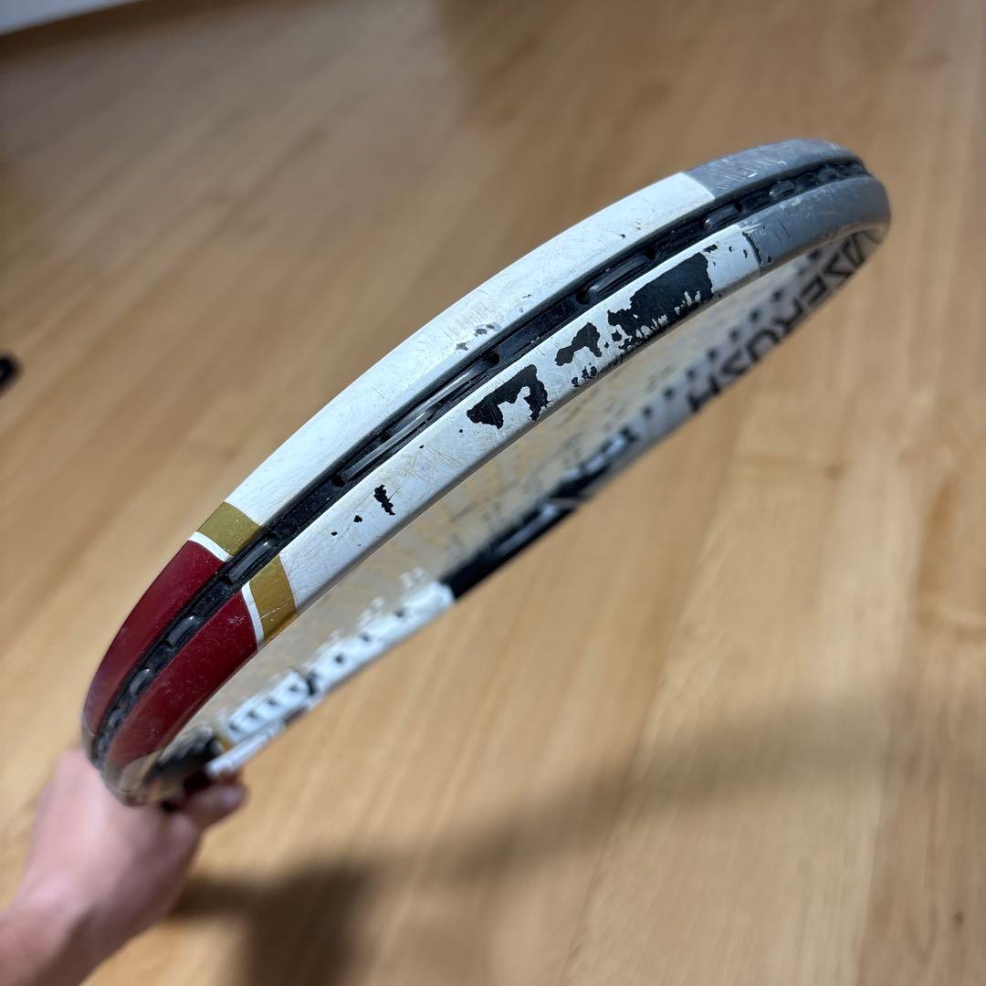 ヨネックス　レーザーラッシュ7V