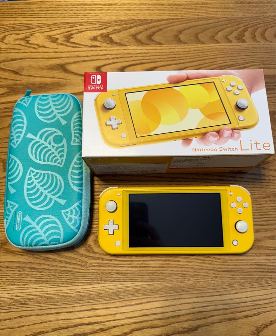 Nintendo Switch Lite イエロー スイッチライト【ケース付き】