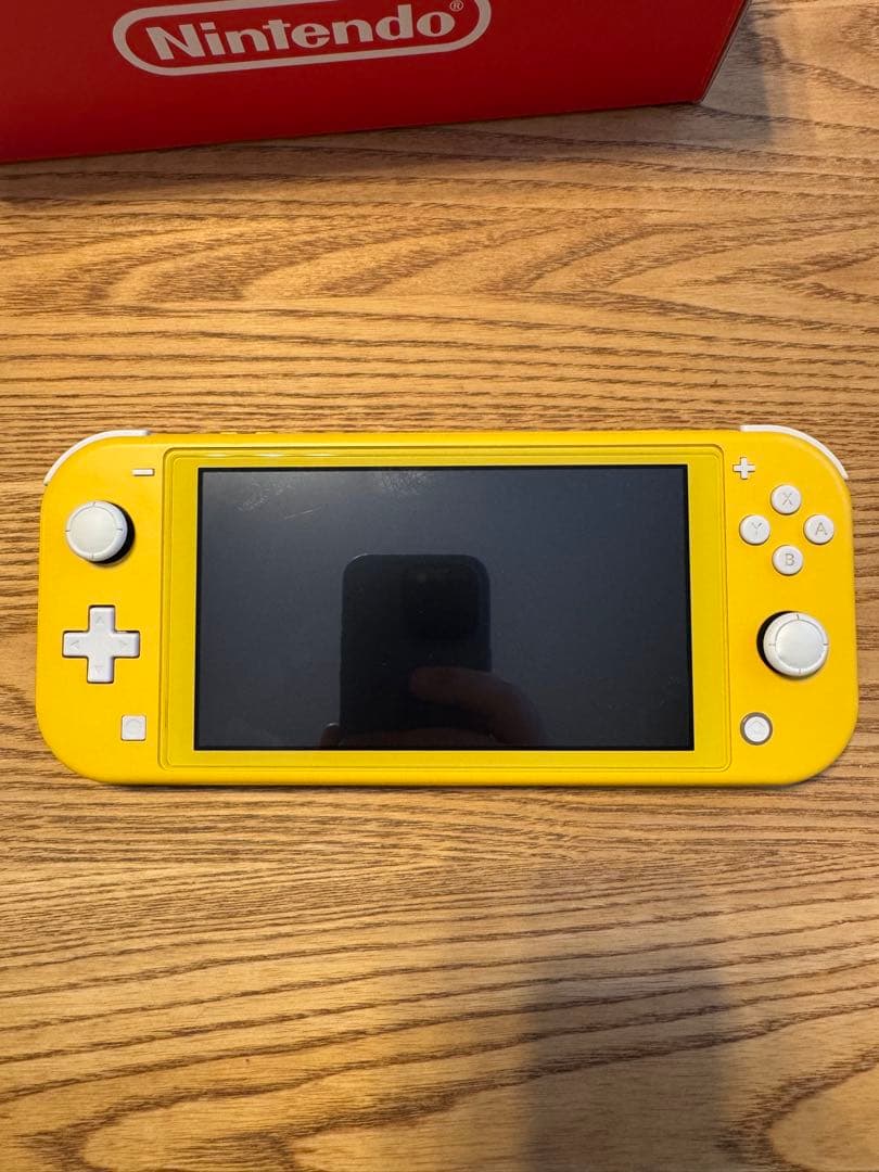 Nintendo Switch Lite イエロー スイッチライト【ケース付き】