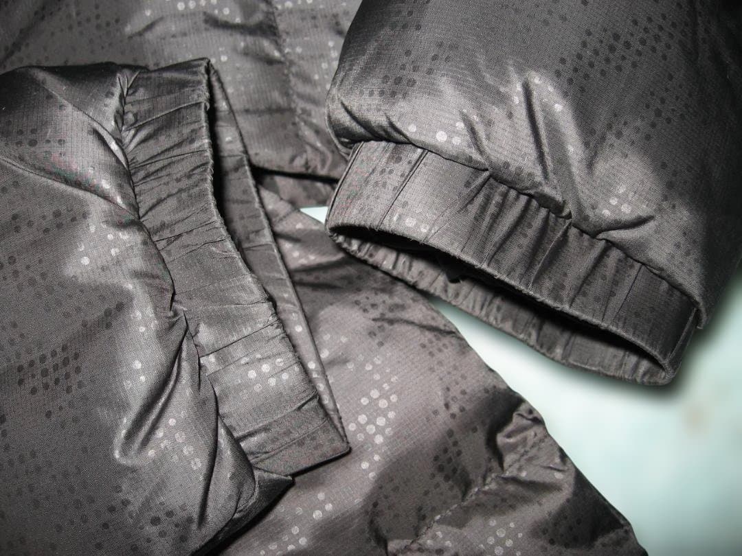 アディダス・ＡＣミラン・ダウンＪＫＴ・Ｍサイズ・かなり美品