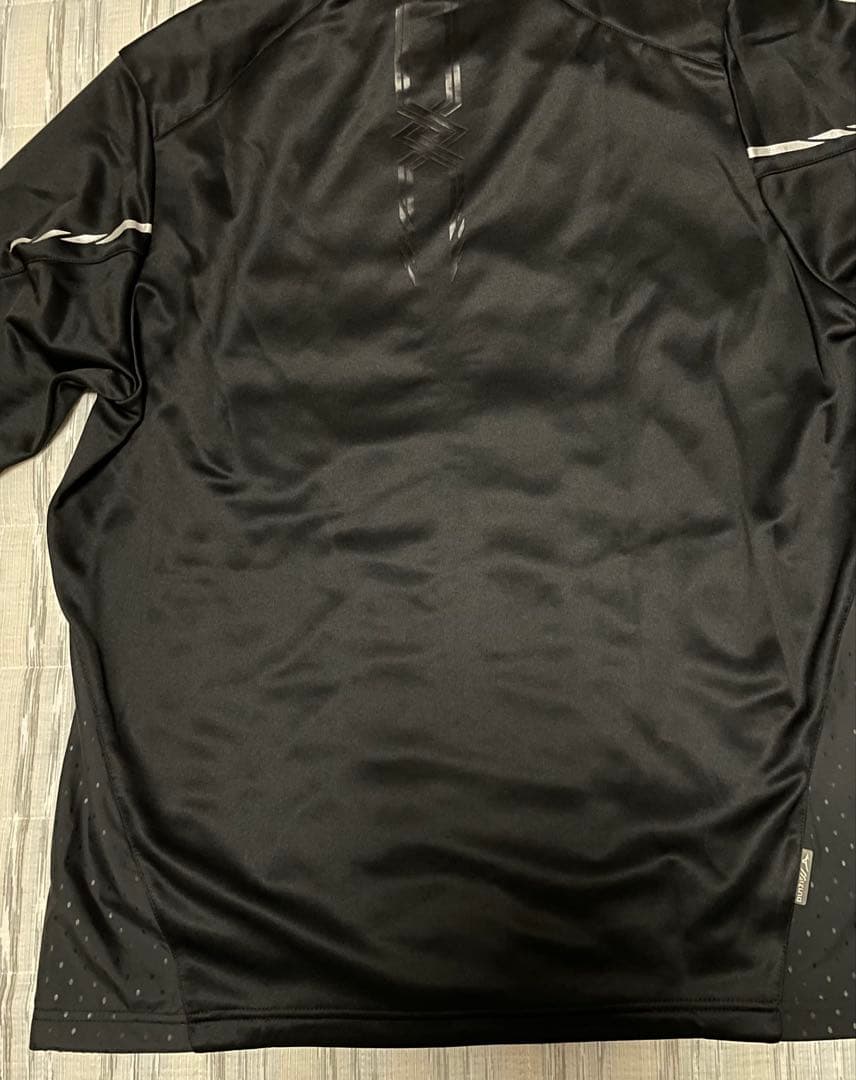 Mizunoジャージセット ブラック/レッド　トレーニング