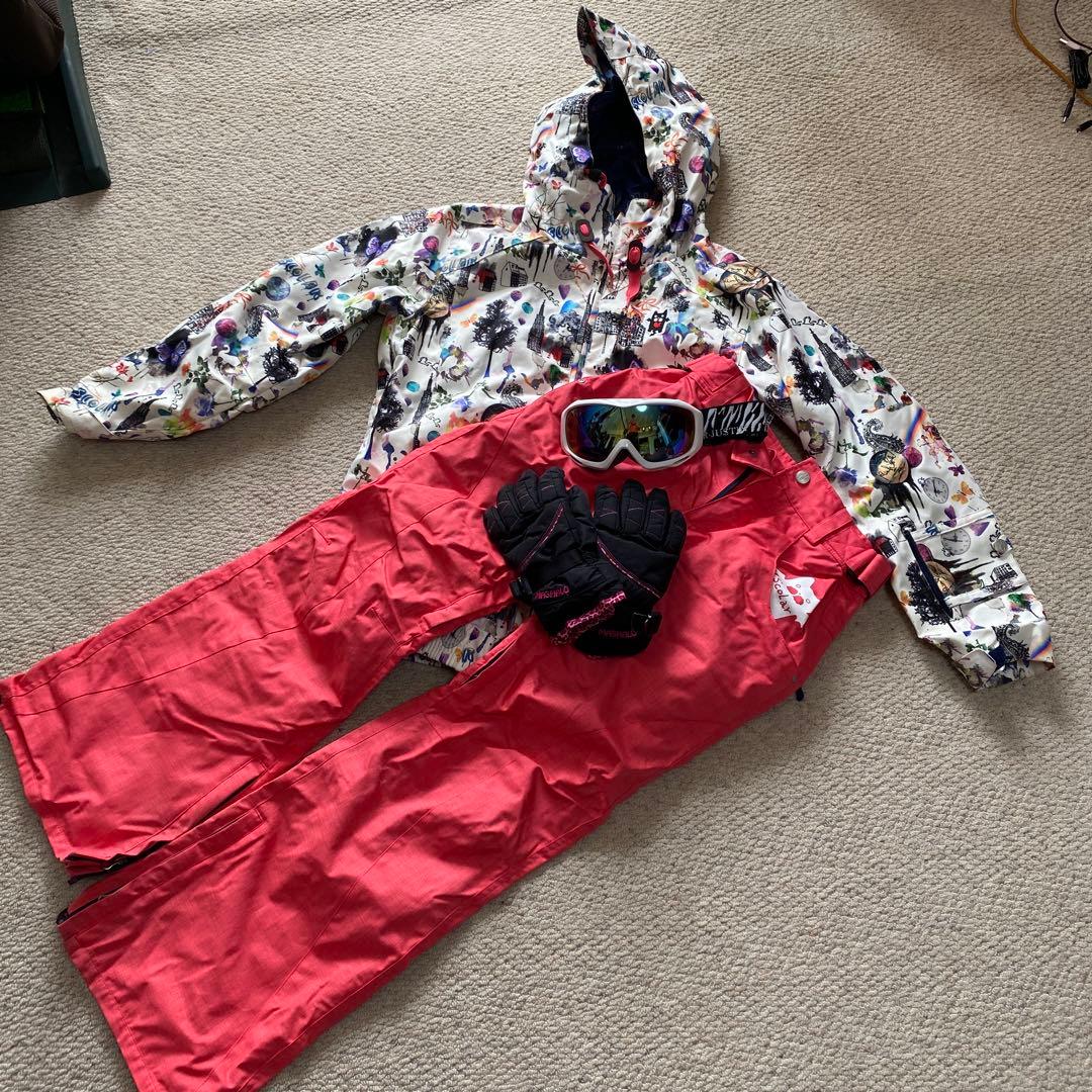 スノーボードウェア　ゴーグル　グローブのセット　サイズXS