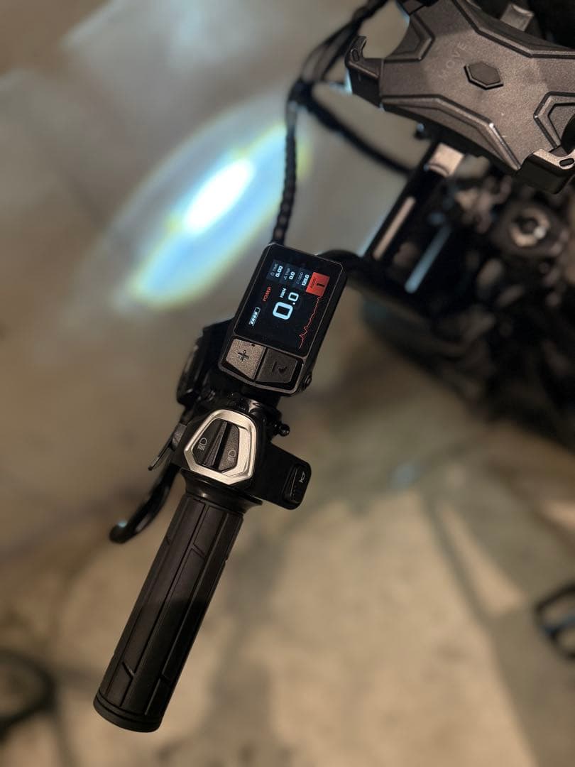 MOVE 電動アシスト自転車 CAVET II