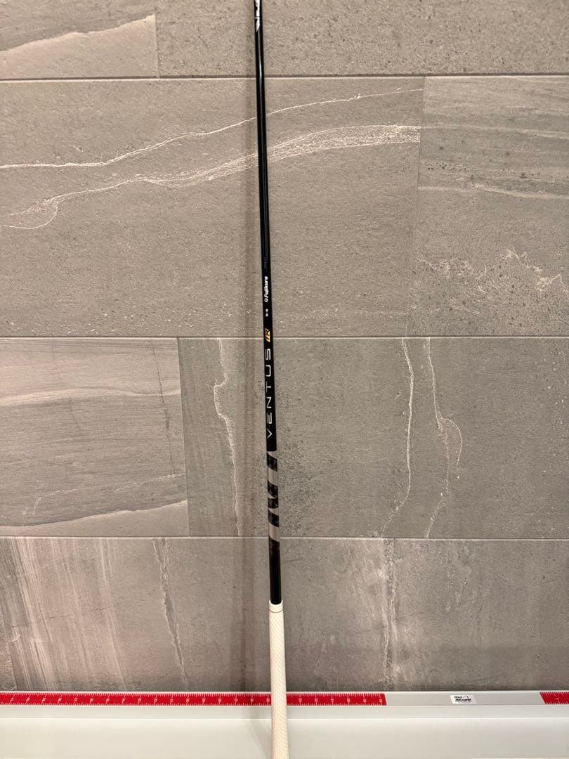 ベンタスTRブラック5S ドライバー用タイトリストスリーブ