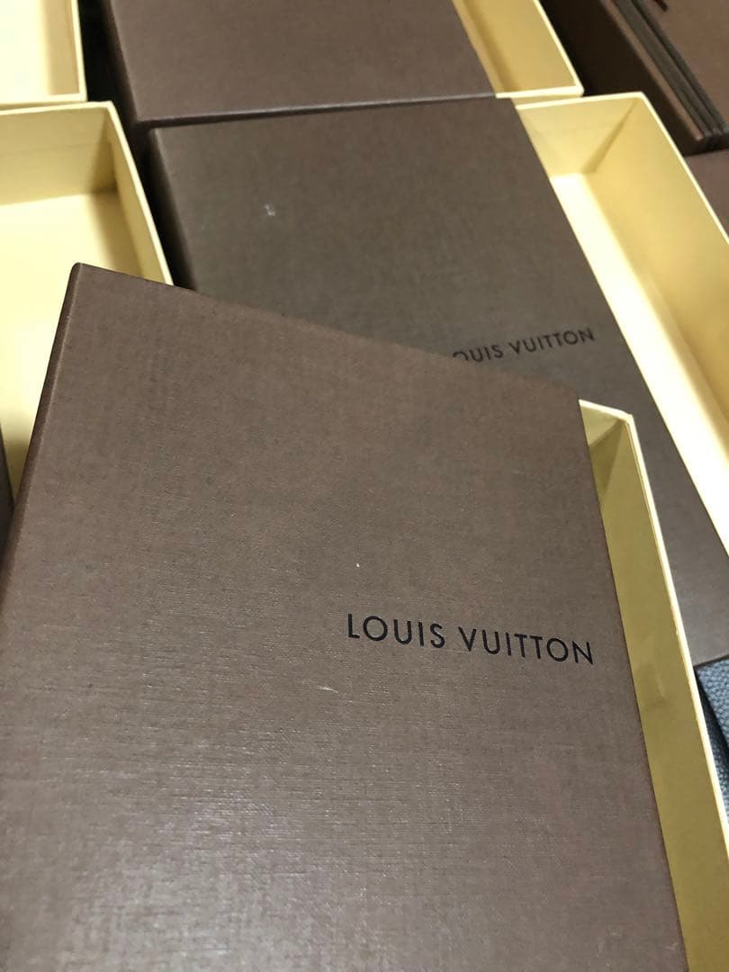ルイヴィトン　旧タイプお財布、バッグ等ノ空25箱、保存袋、ショッパー