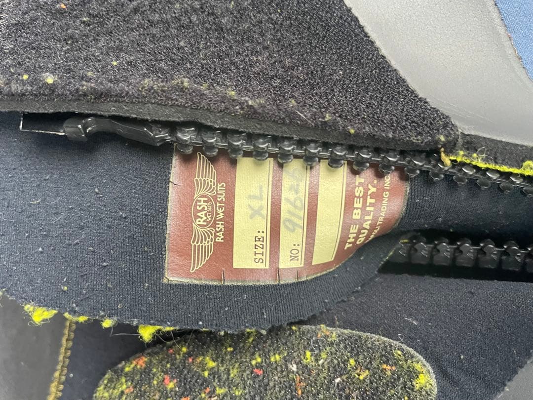 RASH WETSUITS セミドライ XL ウエットスーツ　5×3バックジップ