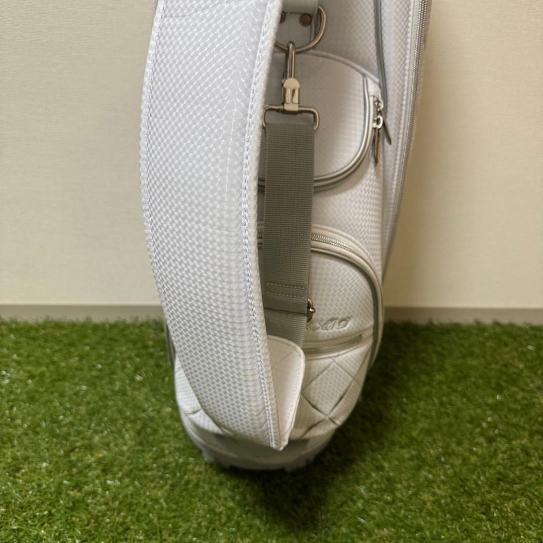 XXIO ゼクシオ レディース キャディバッグ ホワイト系 8.5型