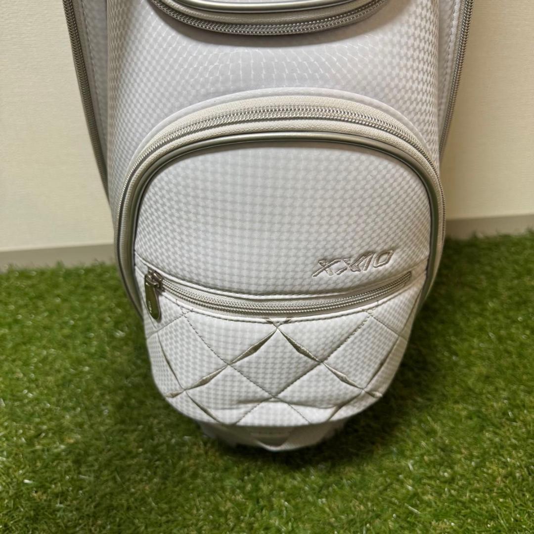 XXIO ゼクシオ レディース キャディバッグ ホワイト系 8.5型