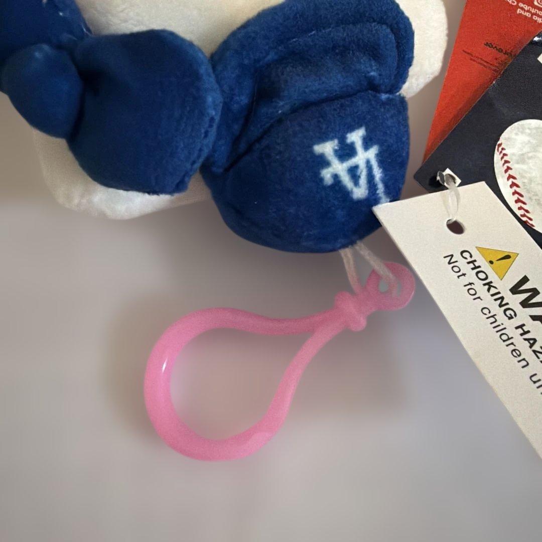 希少 レア Hello Kitty キーホルダー ドジャース 17番 大谷翔平