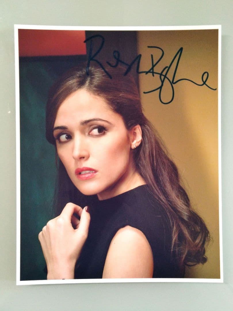 セール中…ローズ・バーン直筆サイン入り超大型写真…Rose Byrne…
