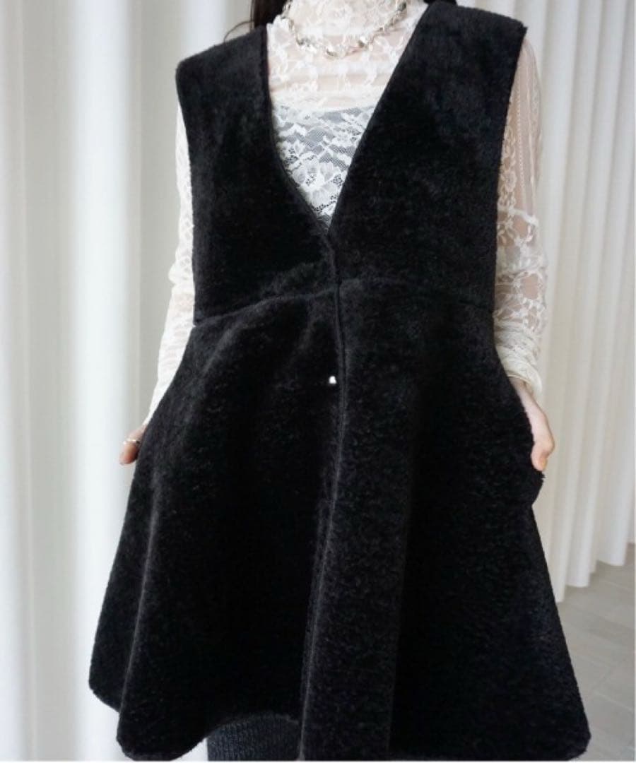 トップス Ameri BOA V NECK REVERSIBLE PEPLUM VEST