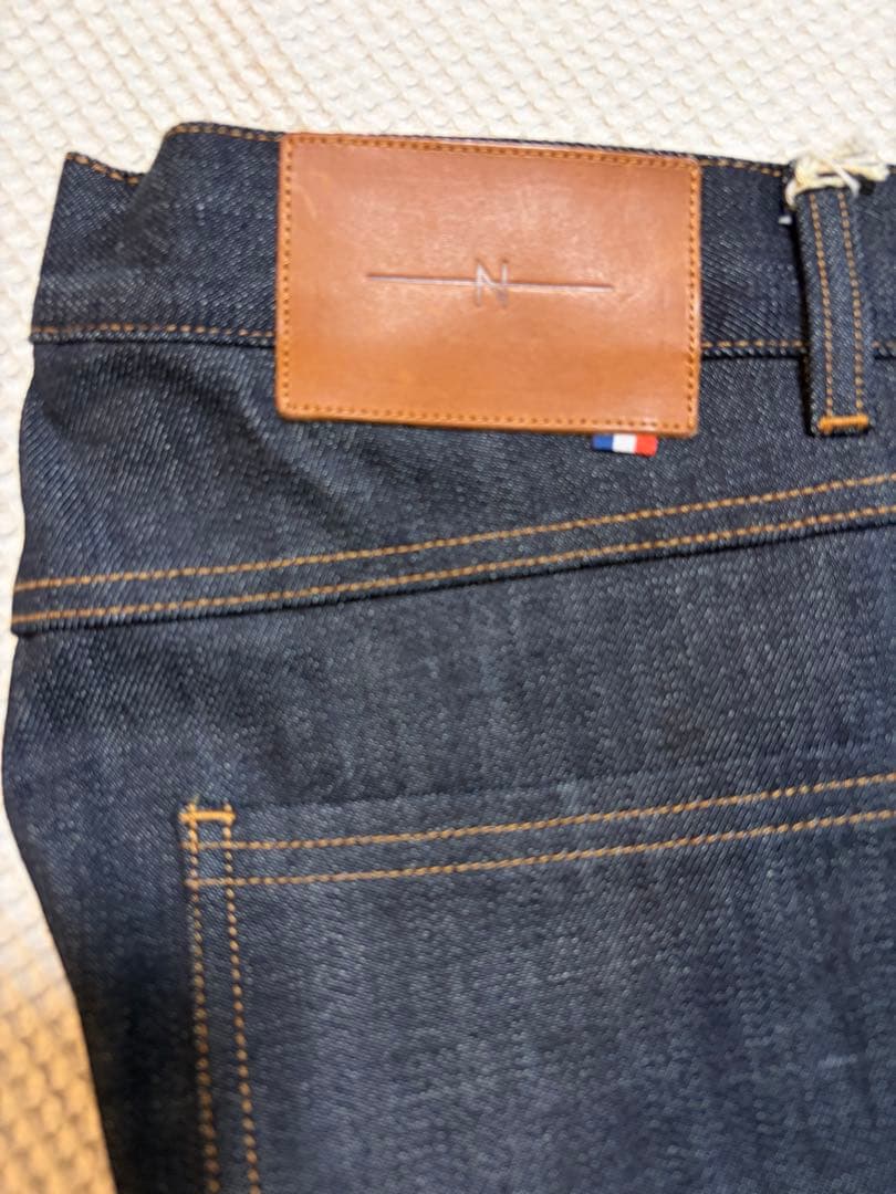 新品 ＡＶＮ インディゴブルー　リジッドデニム フランス製 サイズ34