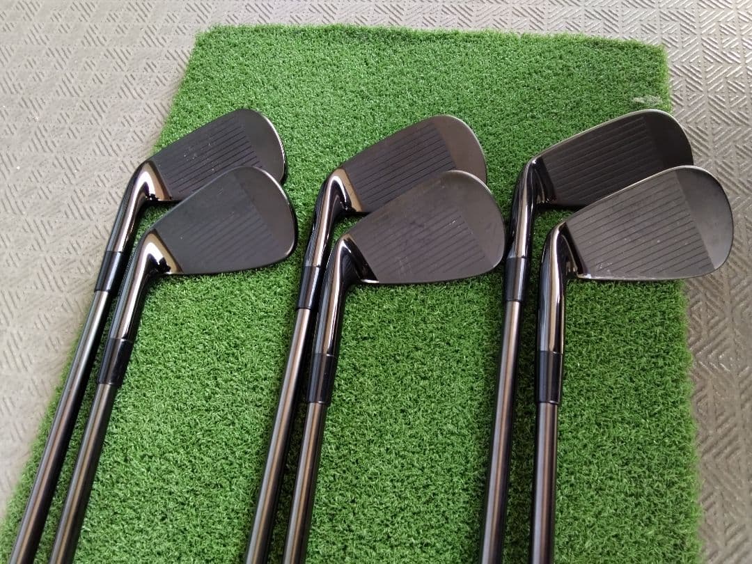 テーラーメイド P-770 Fantom Black NS 950GH Neo