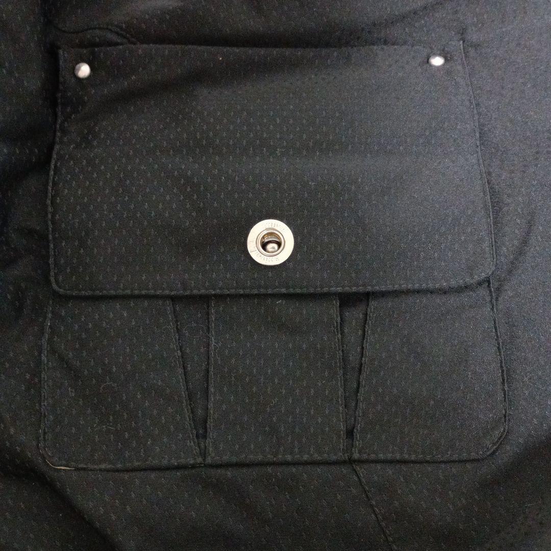 スノーボードウェアセット（ホワイトジャケット・ブラックパンツ）