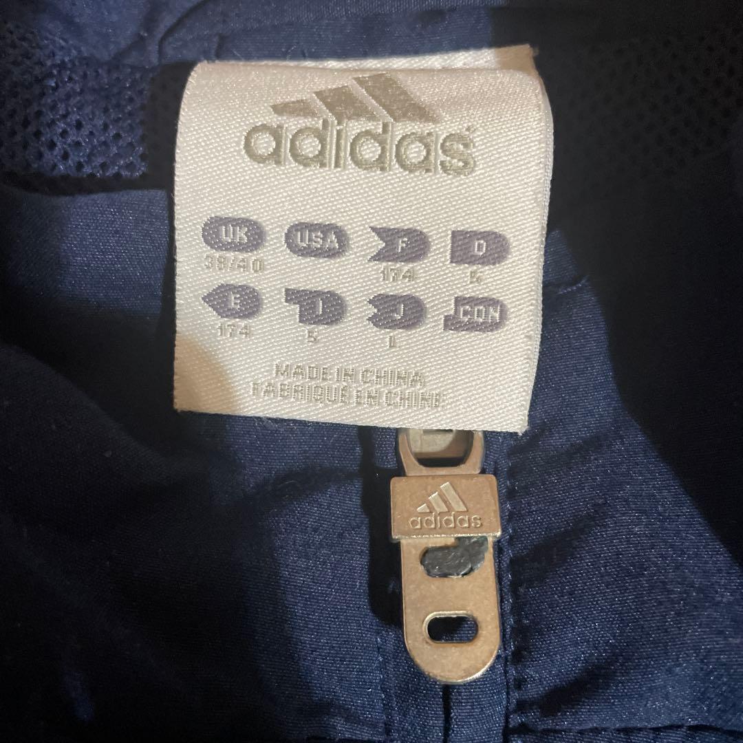 adidas サッカージャージ　スペイン代表