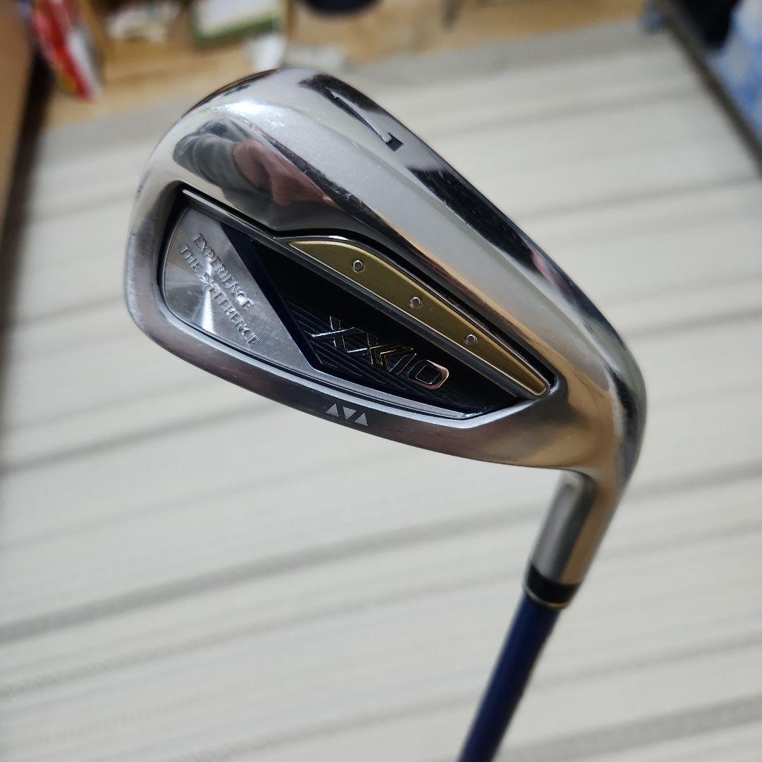 【美品】XXIO13 7番アイアン単品 フレックスRカーボンシャフト