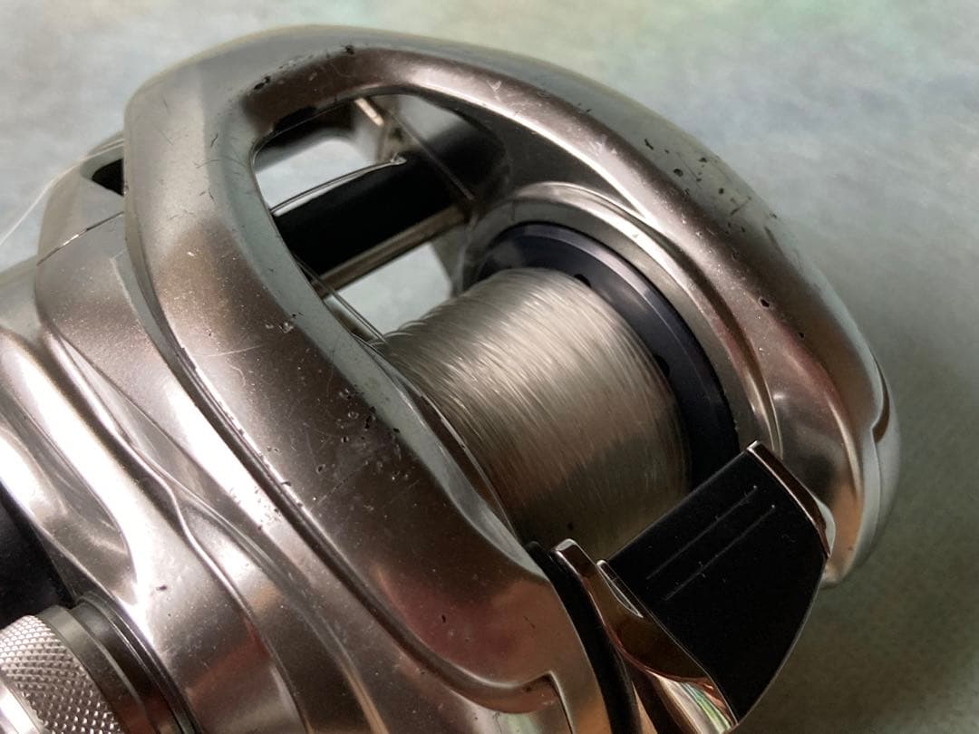 シマノ 16メタニウム L MGL 03531 nium 左巻き