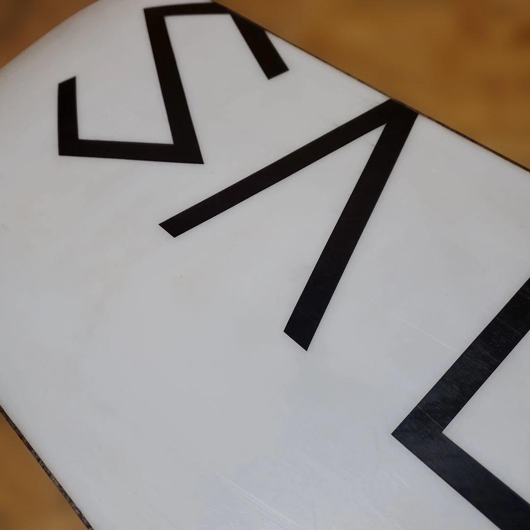 SALOMON FRONTIER 2022モデル　a2619