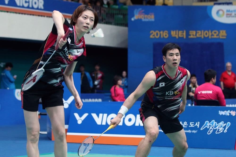 VICTOR韓国代表徐承宰選手着用モデル バドミントンシャツトナミ実業団NTT