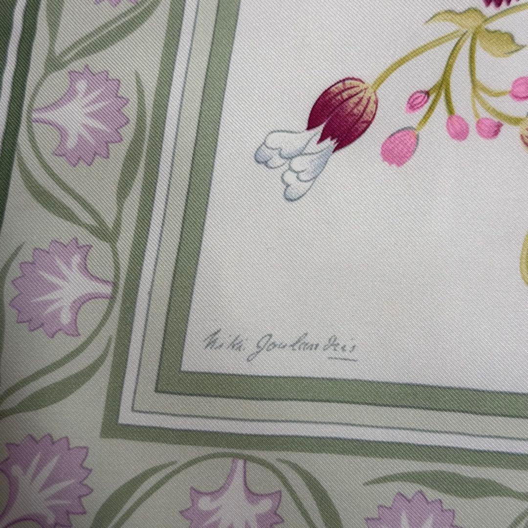 極美品　エルメス　カレ90 野生のカーネーションとナデシコ科植物　大判スカーフ