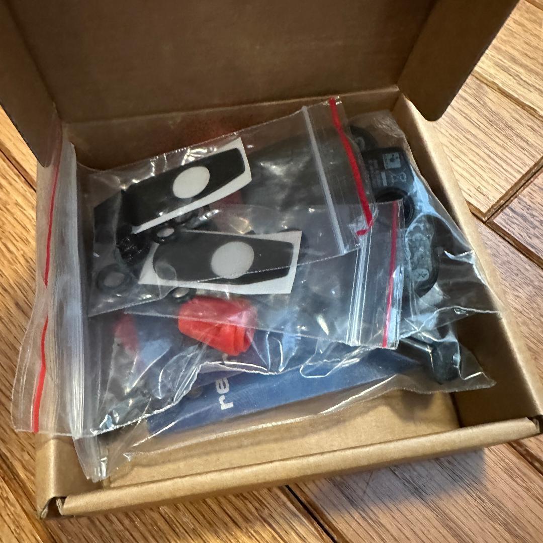 ZIPP QUARQ TyreWiz2.0 タイヤ空気圧センサー + Valve