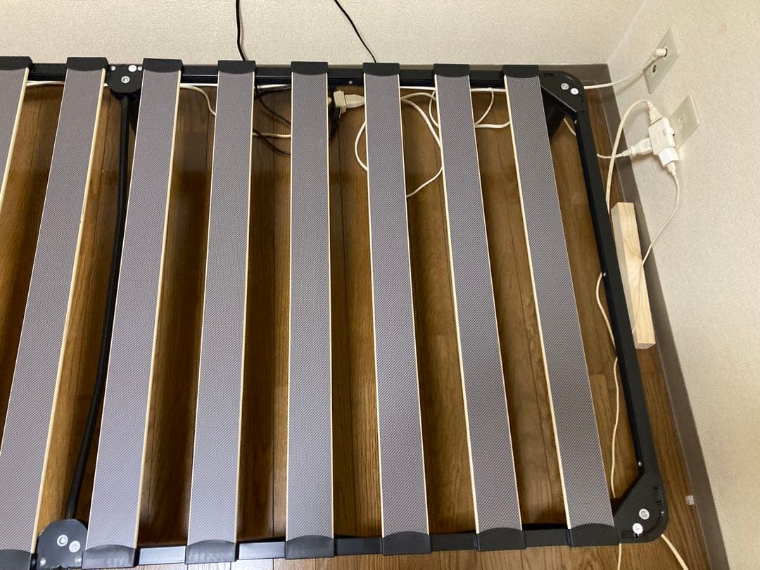 ニトリシングルベッドフレーム スチール製 ブラック