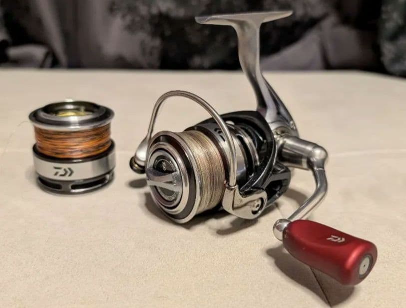 ⬛︎中古美品 Daiwa 14カルディア 2506 替えスプール付