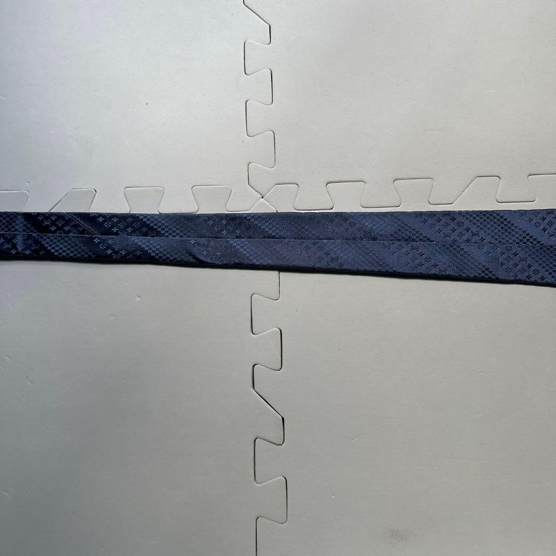 ルイヴィトン　ネクタイ　モノグラム　ブルー　ストライプ