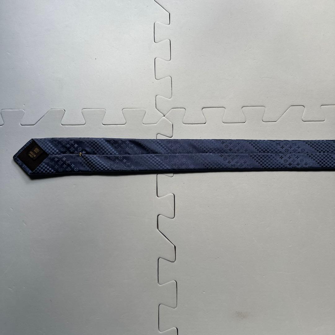 ルイヴィトン　ネクタイ　モノグラム　ブルー　ストライプ