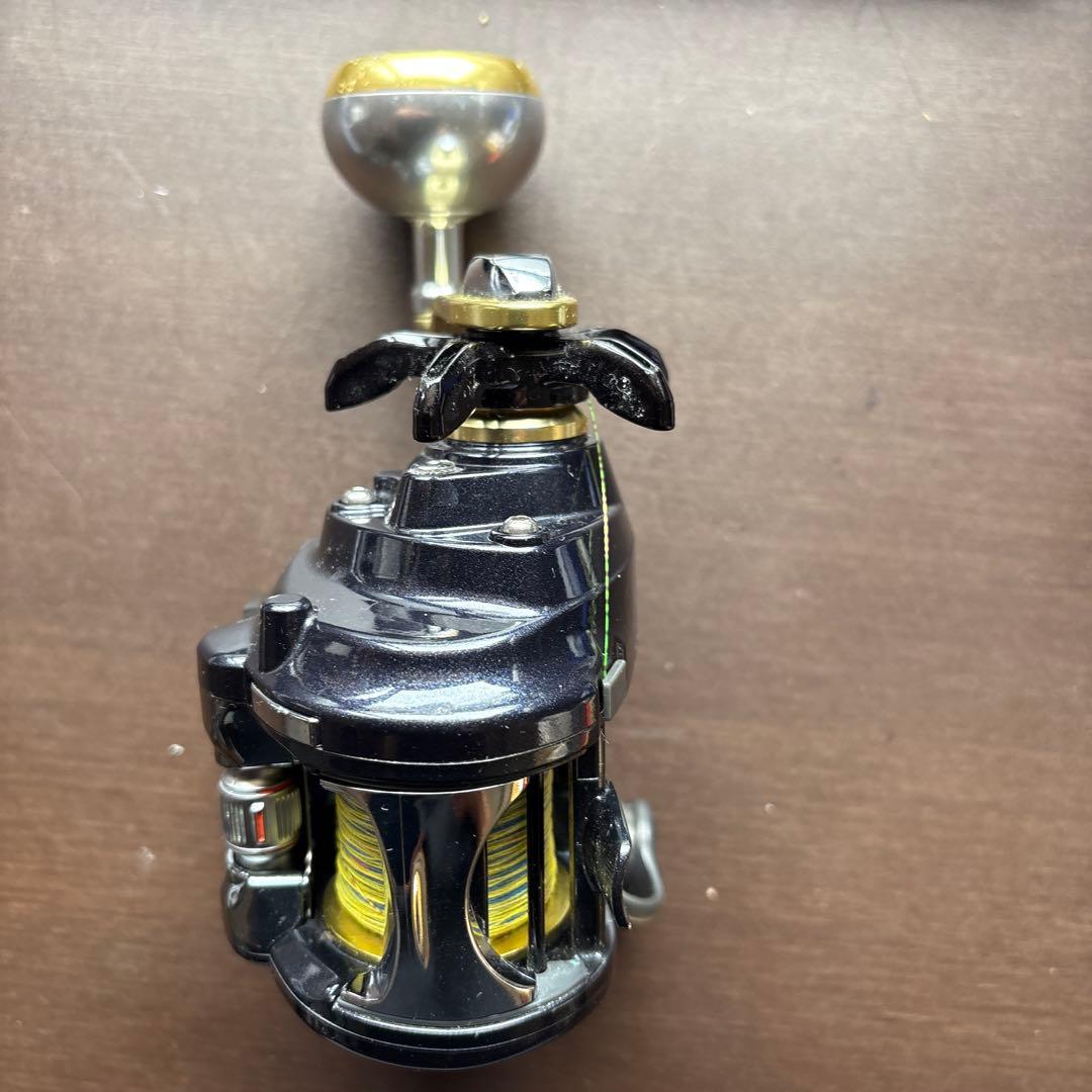 ユタ DAIWA LEOBRITZ 300Jデジタル表示 電動リール