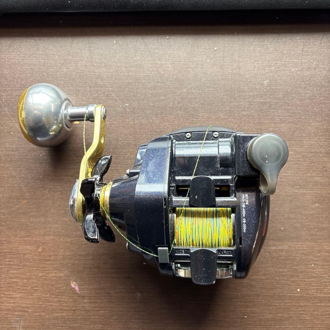 ユタ DAIWA LEOBRITZ 300Jデジタル表示 電動リール
