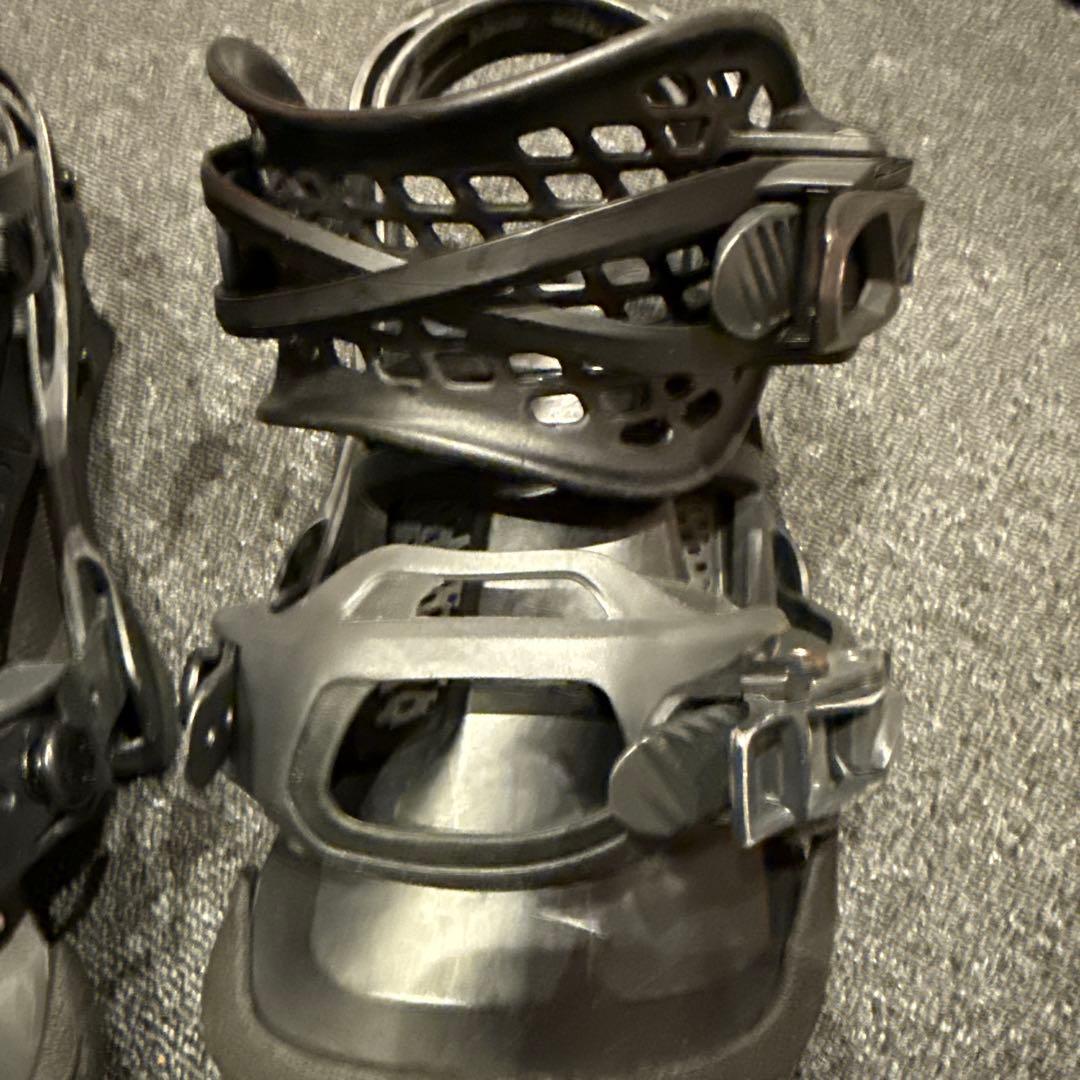 Burton マラビータ　Sサイズ　2223 廃盤前のモデル