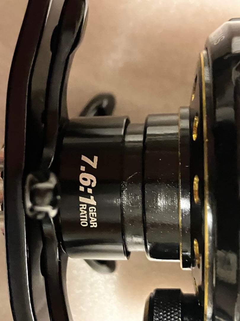 アブガルシア　Revoビッグシューター WM60 右巻き