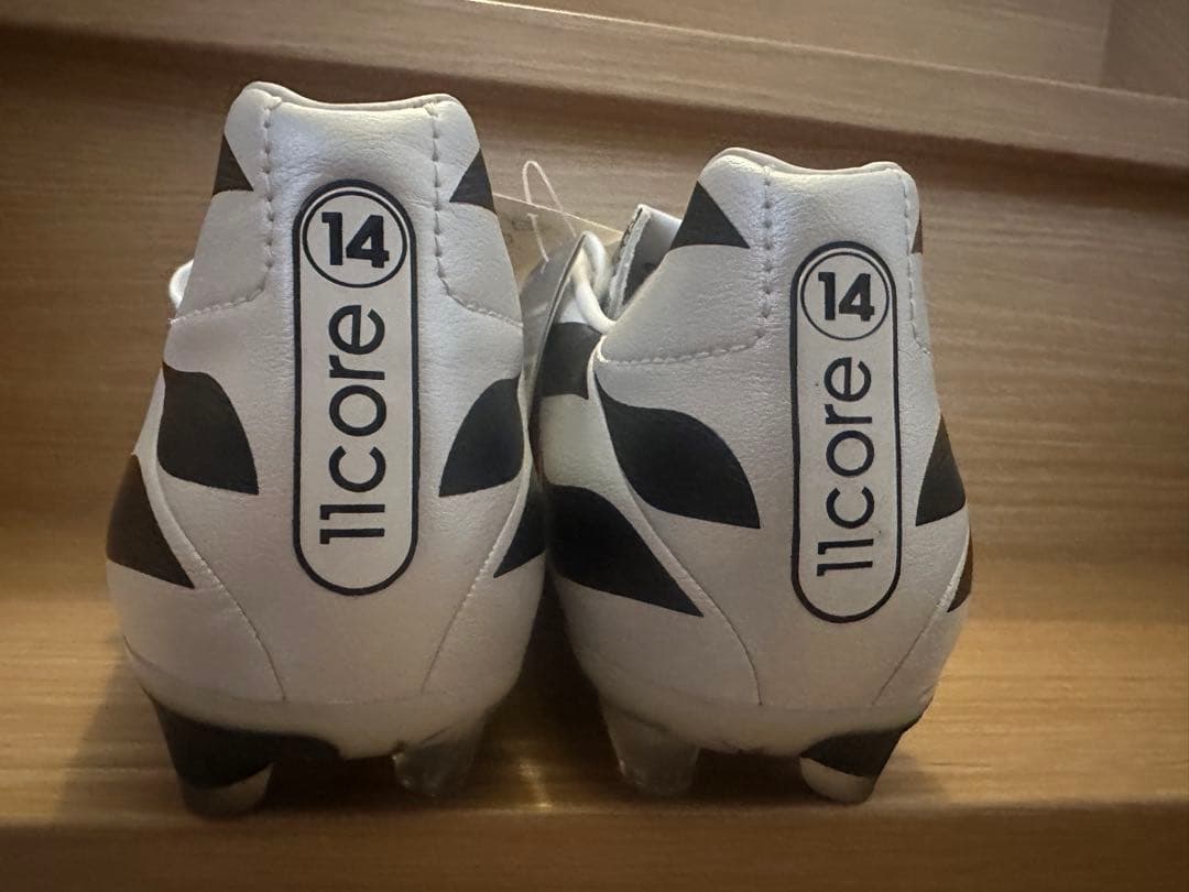 週末限定価格　アディダス パティーク 11コアジャパン