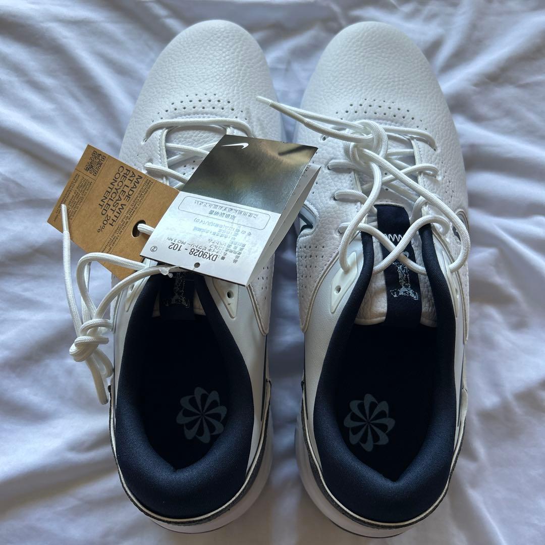 値下げ 新品未使用 30.0cm ナイキ ビクトリー プロ 3