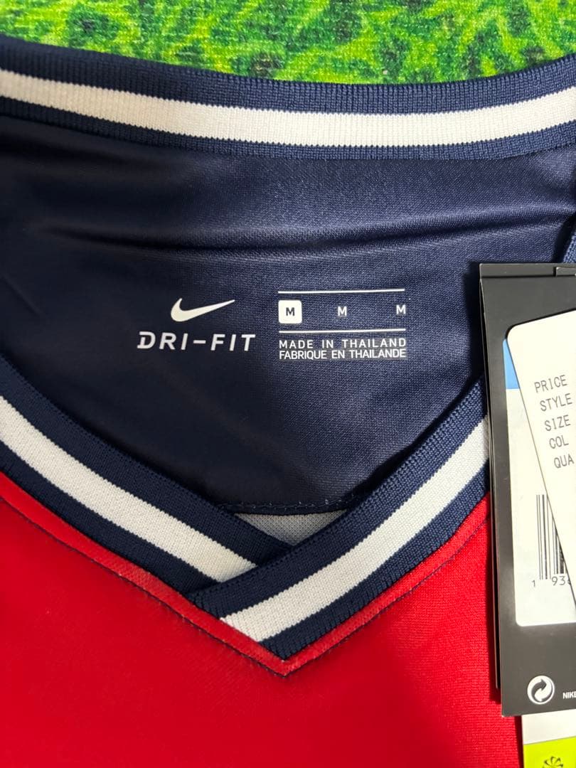 【正規品新品未使用】パリサンジェルマン　PSG サッカーユニフォーム