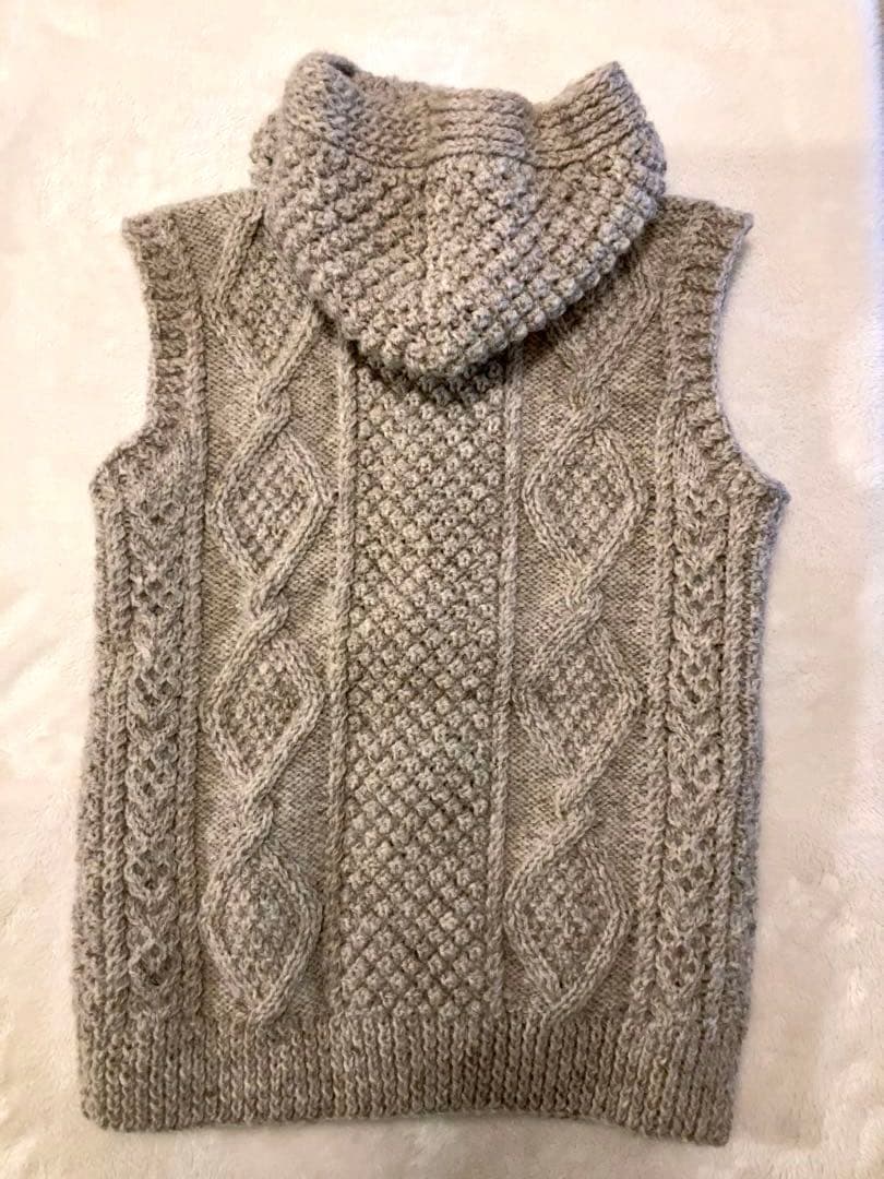 アイルランド製　Athena Designs ウールニット　ベスト