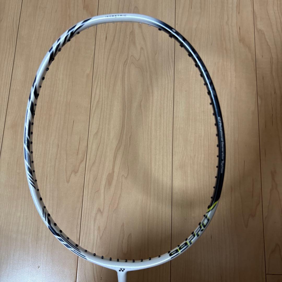 バドミントンラケット アストロクス99プロ　2本セット　4UG5 最終値下げ！