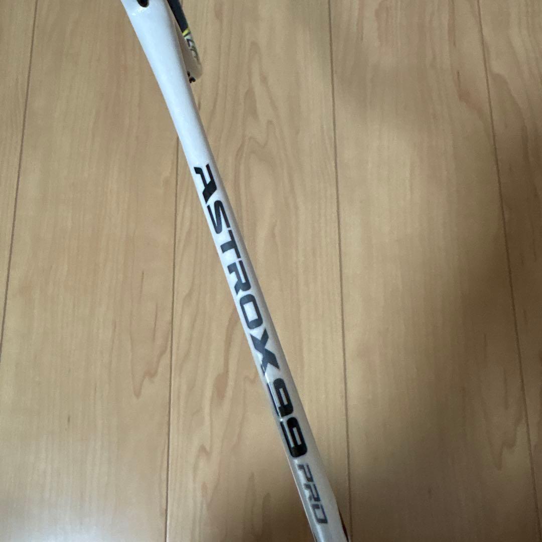 バドミントンラケット アストロクス99プロ　2本セット　4UG5 最終値下げ！