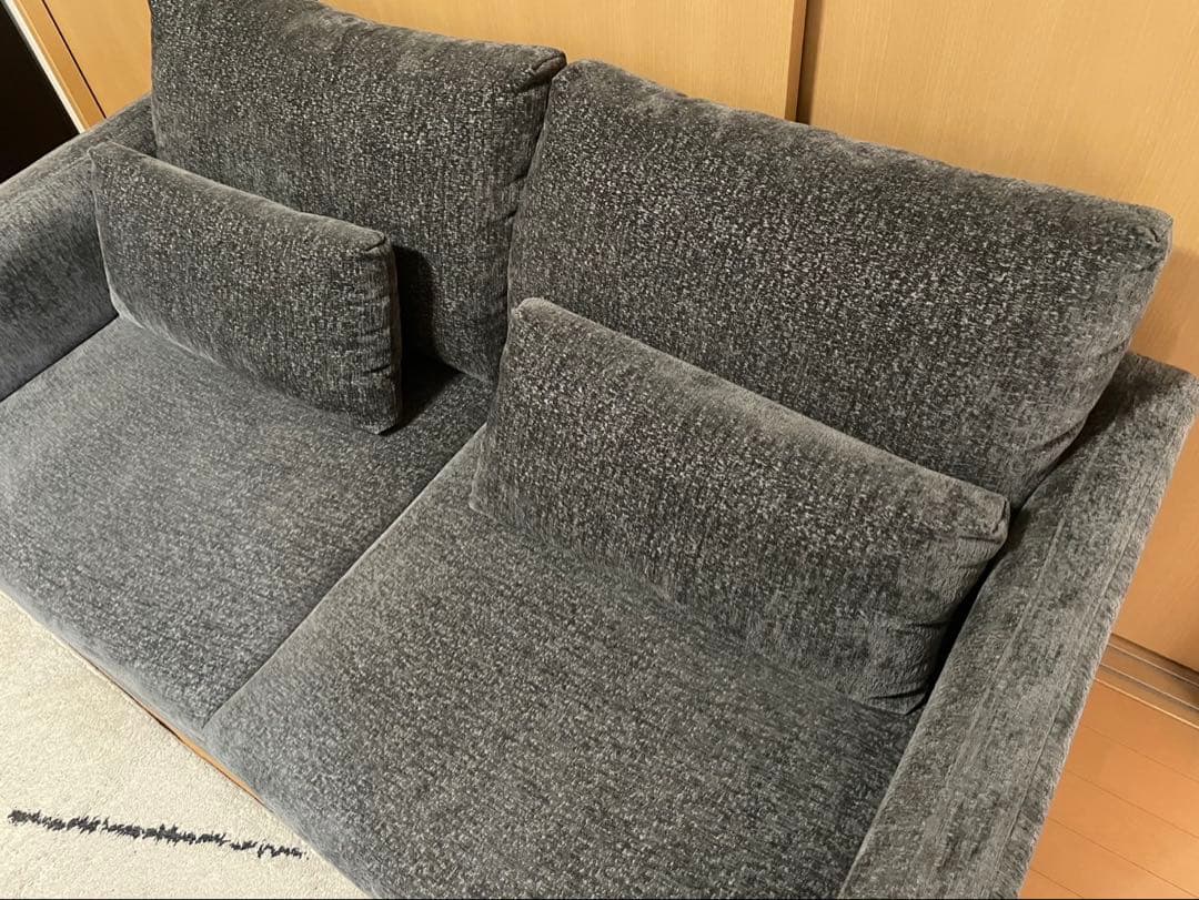 【最終】モダンデコ　2人掛けソファ　ストーングレー