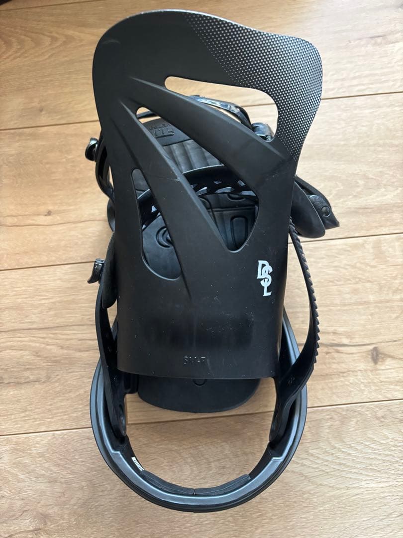 DSL M Black/White スノーボードビンディング